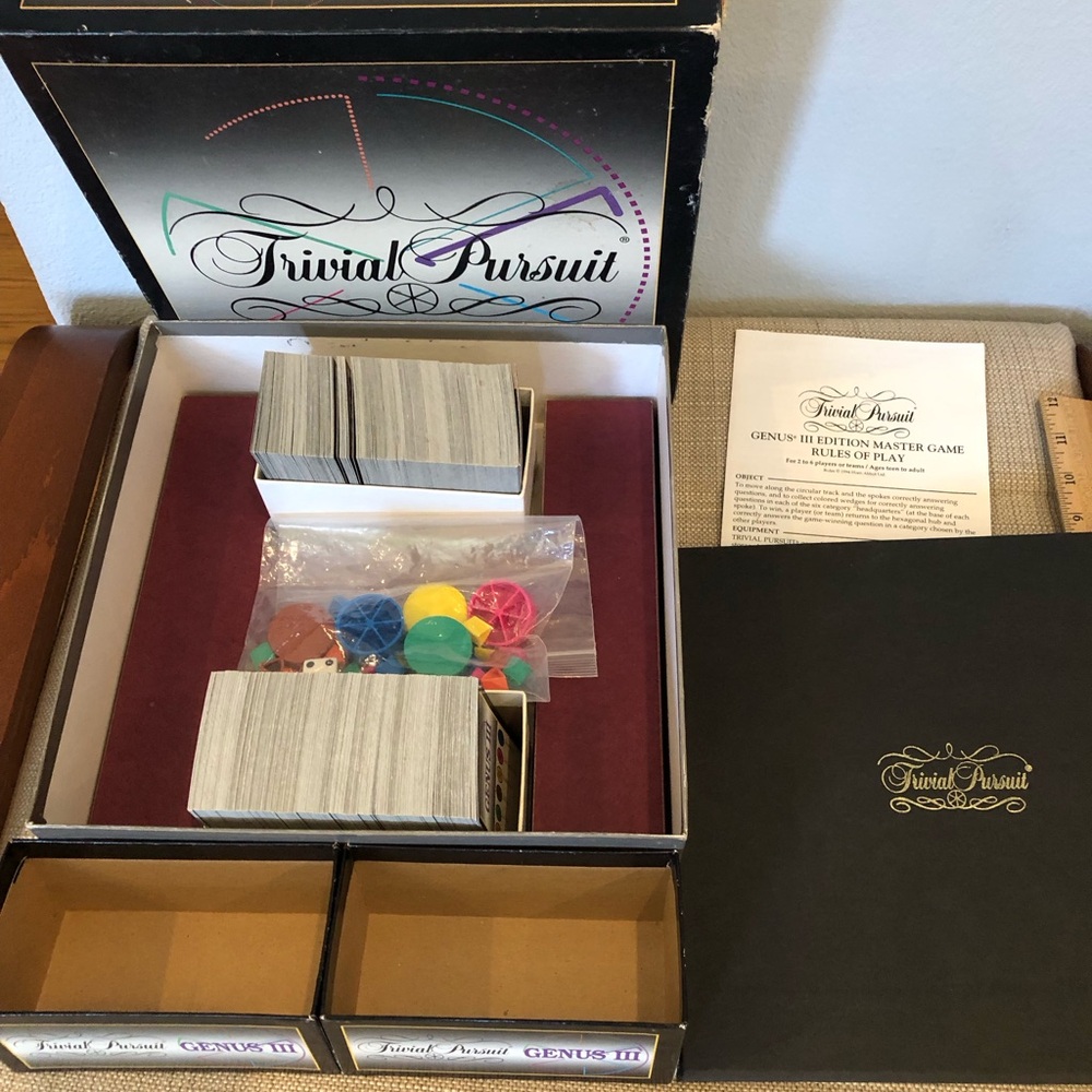 Trivial Pursuit Board Game - Genius III Edition